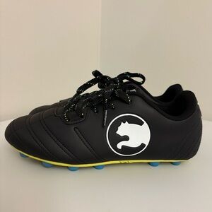Puma Procat Speed Force Cleat Kids Youth Size 4 Soccer NWOT Black Cleats